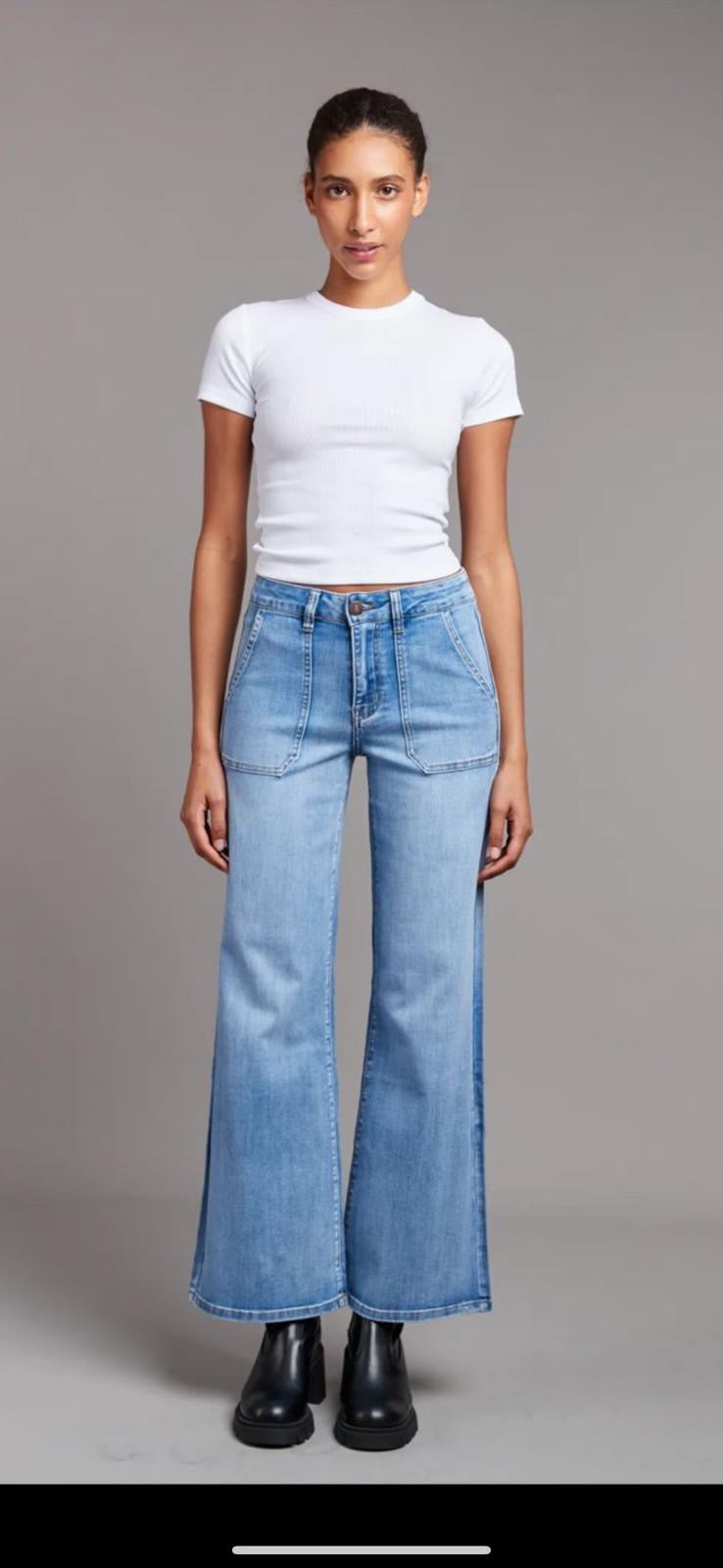 Freya Flare Jeans Light Denim