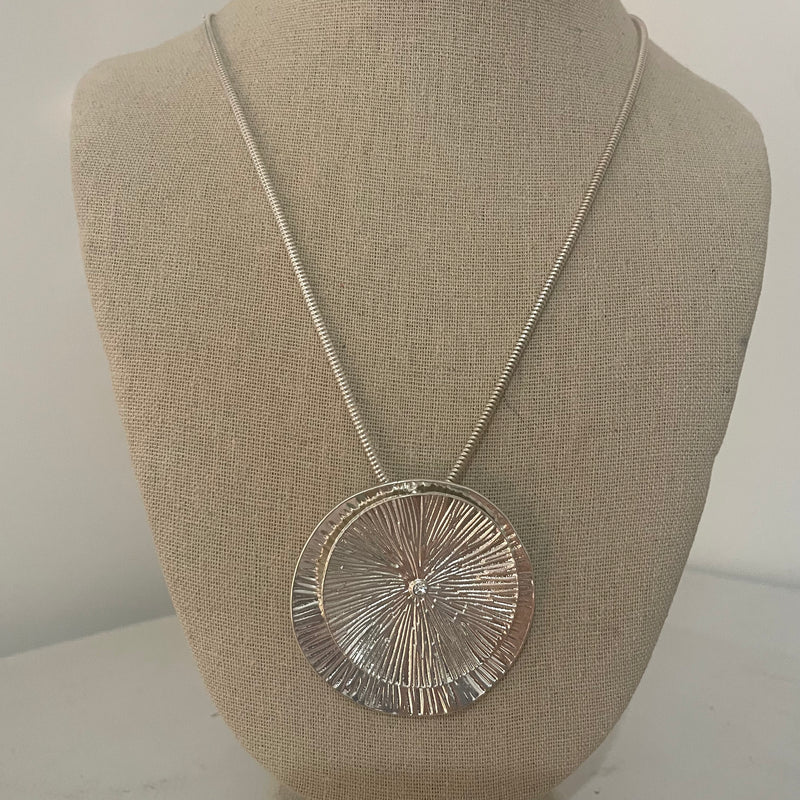 Two Circle Rippled Long Necklace