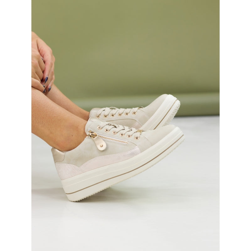 Medway Beige Trainer