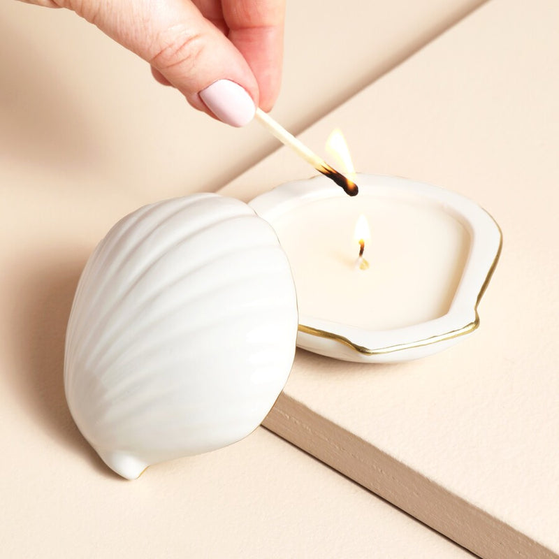 Shell Coconut & Vanilla Candle